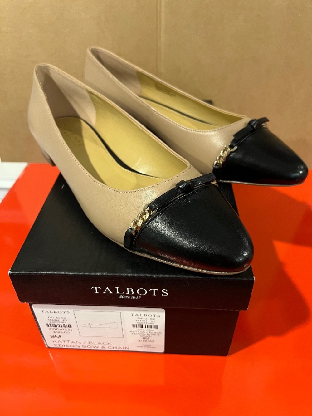 Talbots Edison Bow & Chain Flat 9M